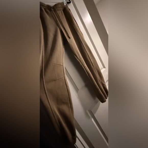 FREE MOVEMENT - Oversized Tan Hoodie and Jogger Set - XS - Excellent Condition - Picture 12 of 14